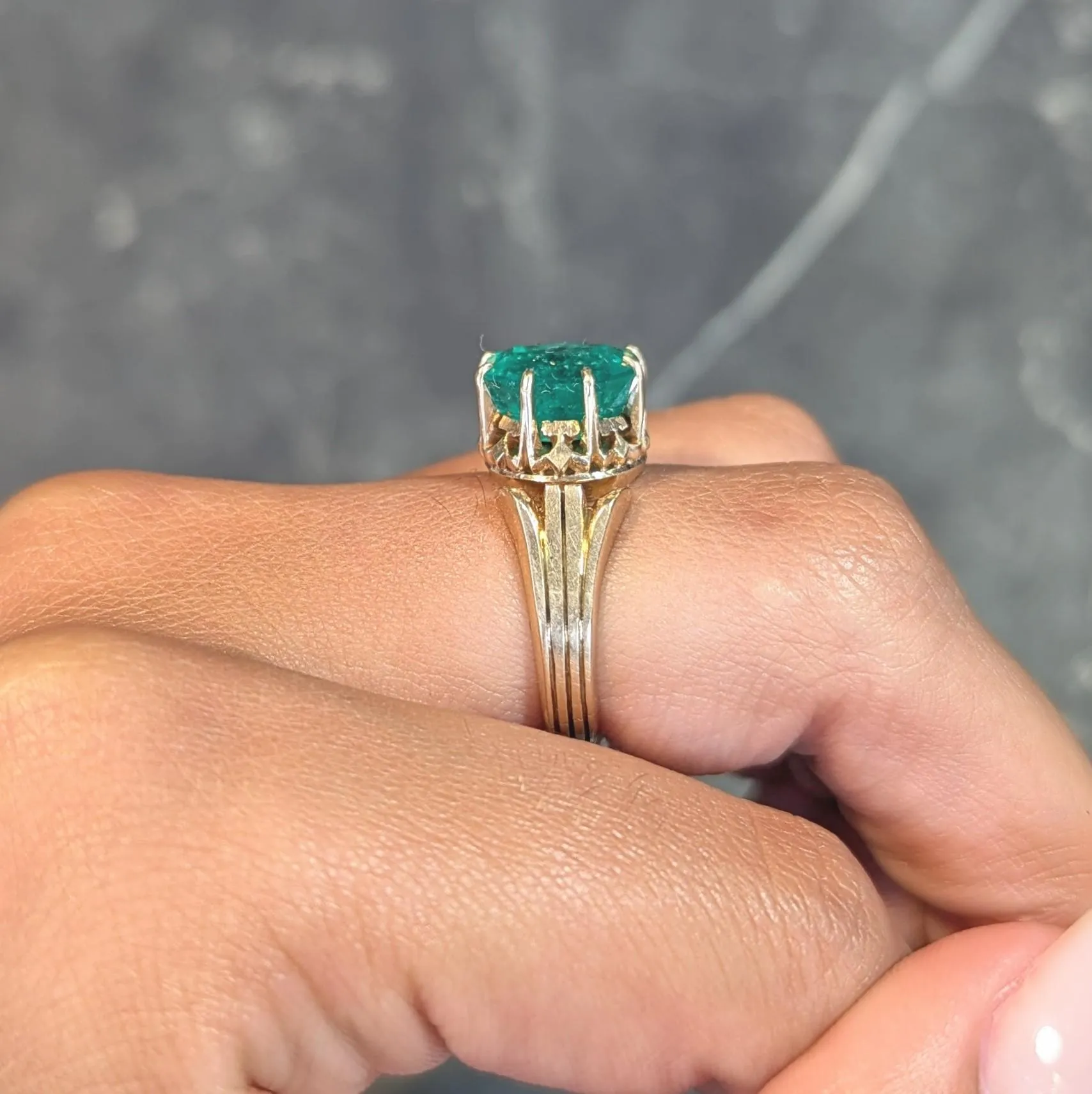 Antique Victorian 14KT Yellow Gold Crown Solitaire Ring GIA Certified - 3.60 CTW Colombian Emerald