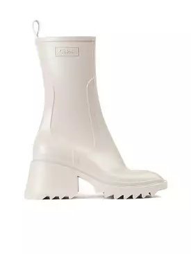 Betty waterproof boots.