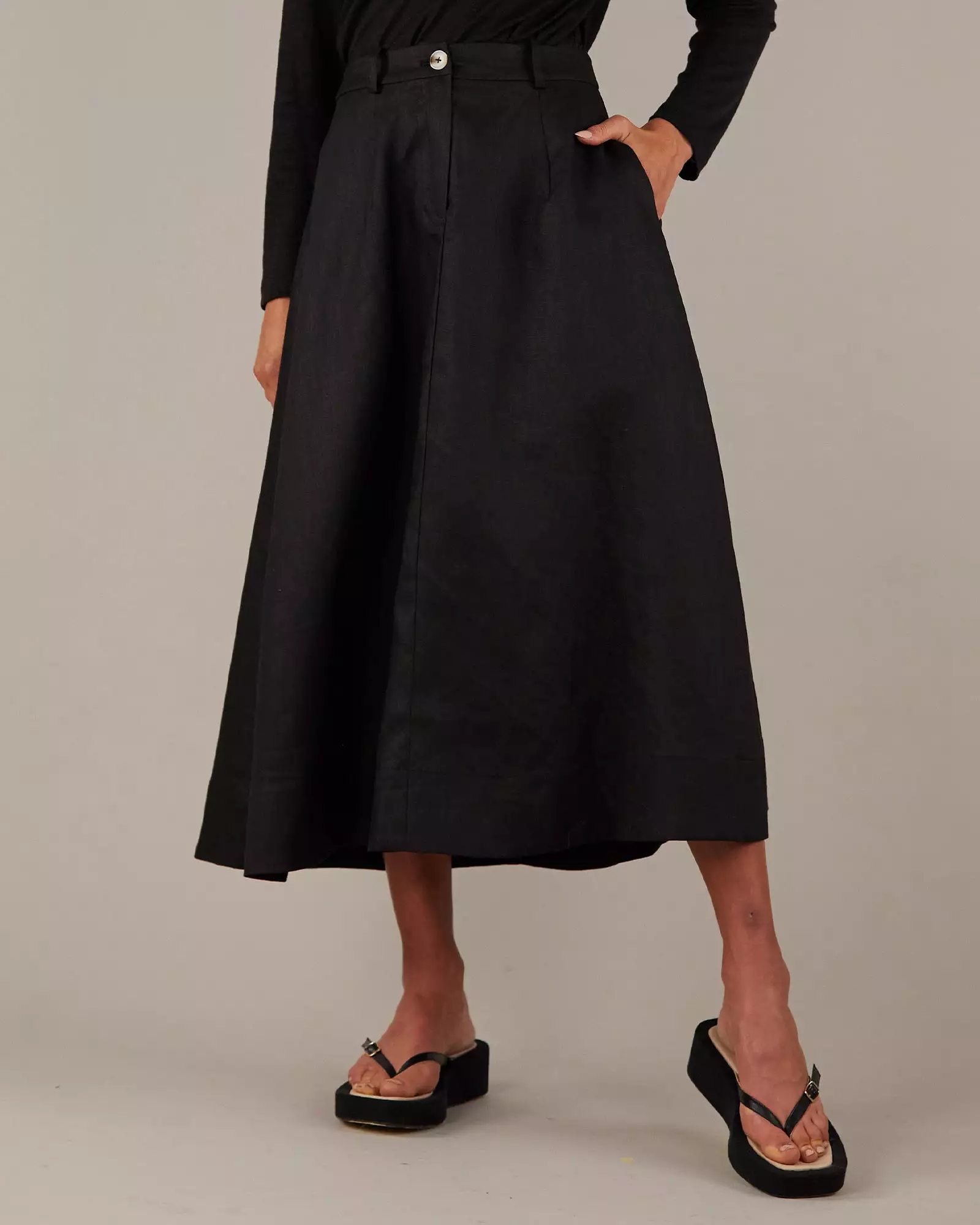 Black Barossa Linen Skirt : Google SEO