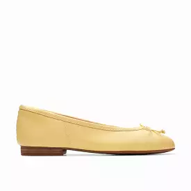 Clarks Fawna Lily Yellow Pumps - Best Price and Deals!