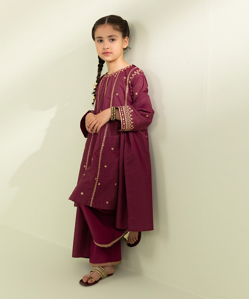 Embroidered Zari Lawn Suit