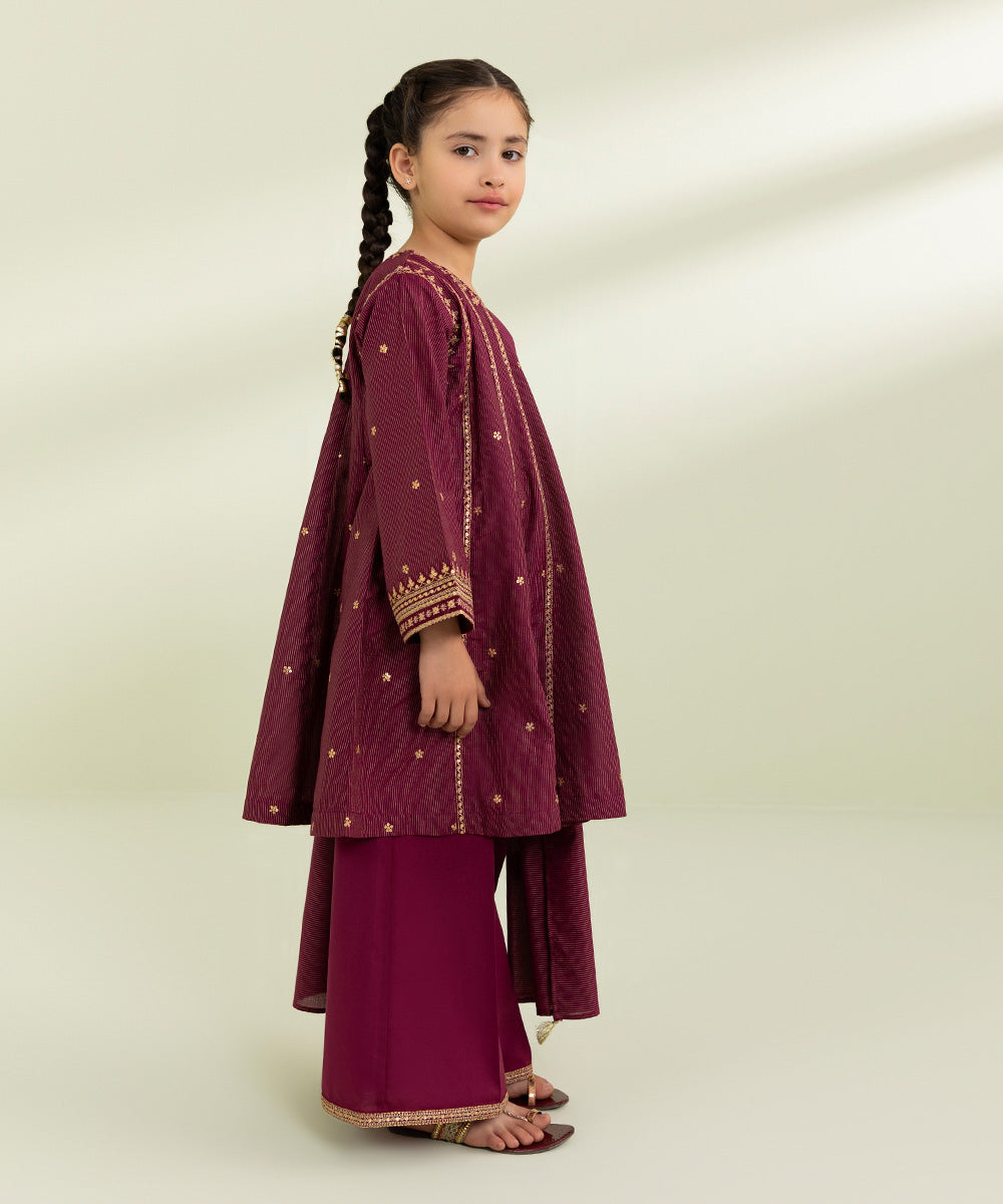 Embroidered Zari Lawn Suit