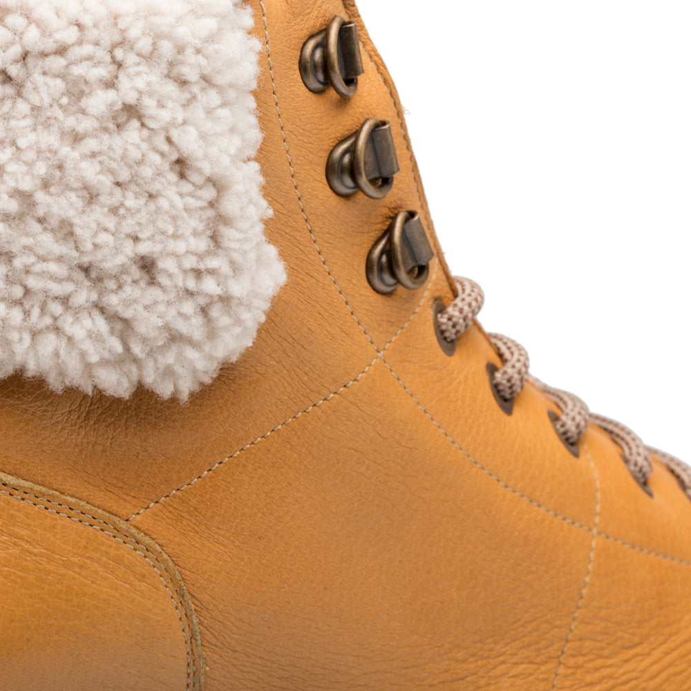 Shearling Mountain Boots