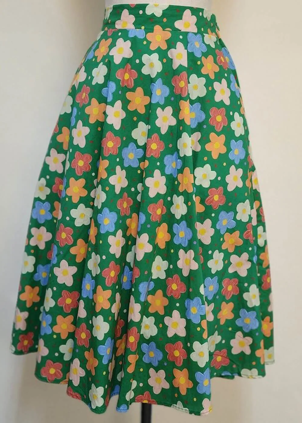 Tulip B 1950s Swing Skirt Green with Painted Flowers