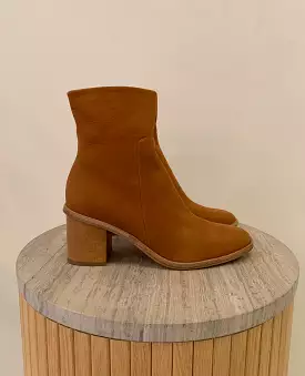 Warehouse Sale - Women's Cognac Nubuck Babe Boots